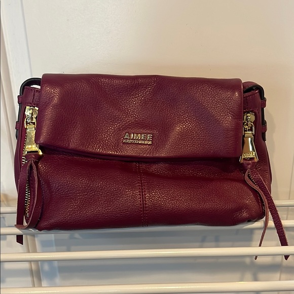 Beautiful Leather Crossbody Bag - Picture 2 of 6